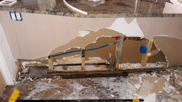 24/7 water damage repair in Uniondale, NY